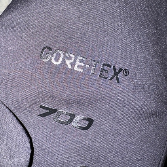 The North Face Women's Black Ski Jacket - Picture 9 of 14